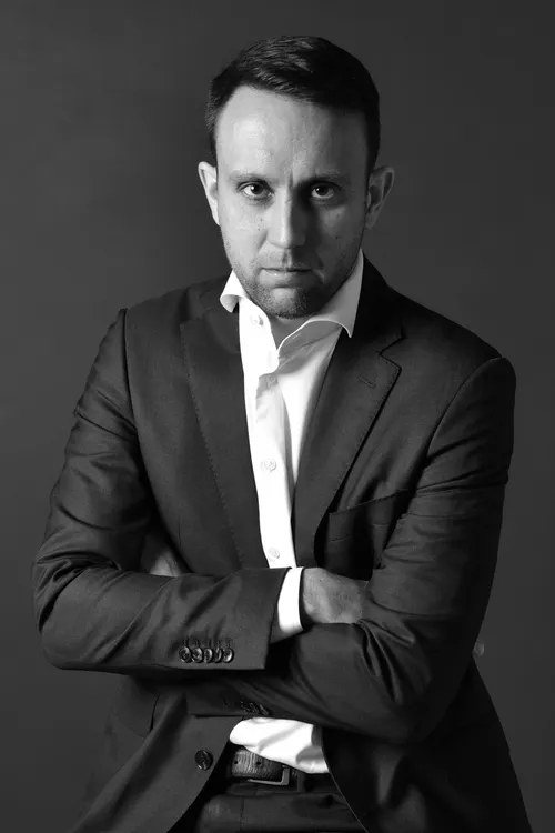 Adrien Brichard - Avocat associé Adrien Brichard - Avocat associé